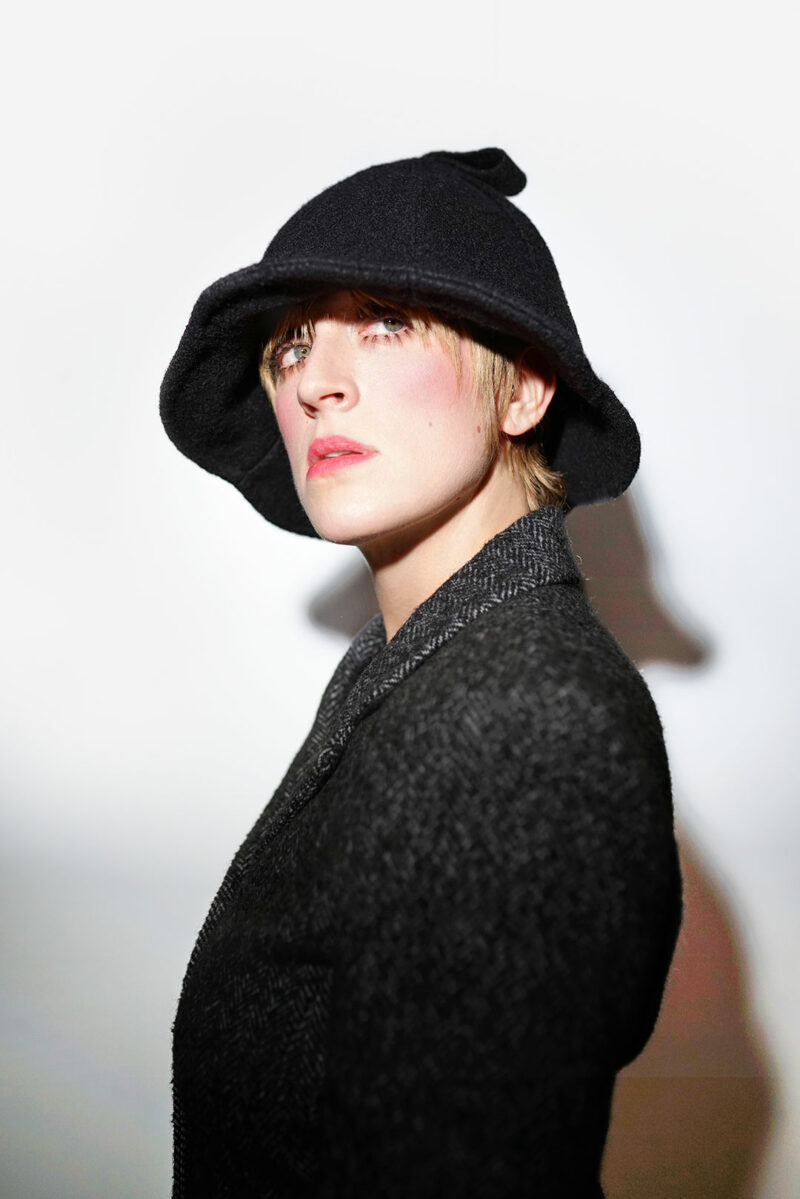 The Bow Tulip Hat - Image 2